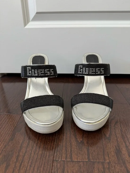 Guess Wedges - Picture 3 of 11